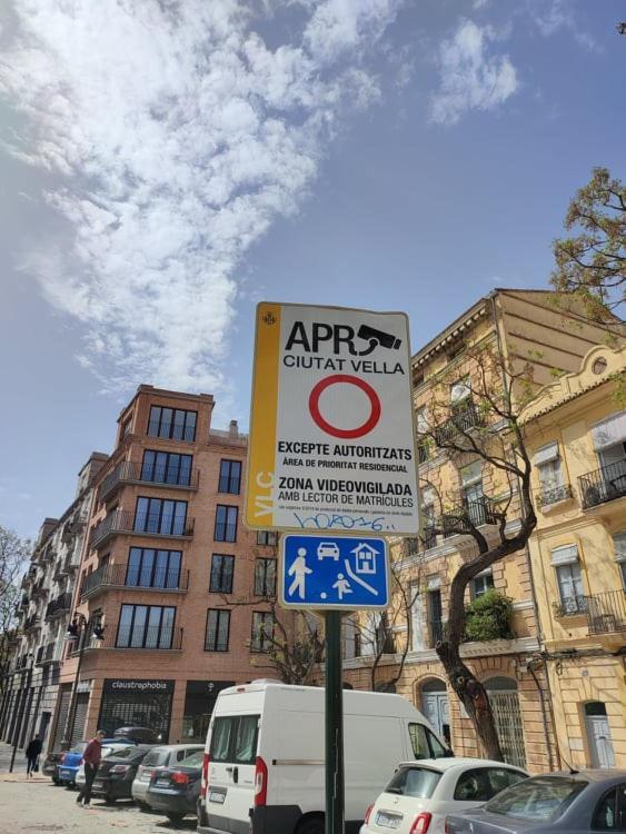 Plaza Del Carmen Apartment Valencia Ngoại thất bức ảnh